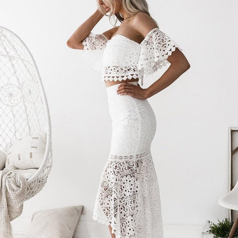 Chic White Lace Pencil Skirt